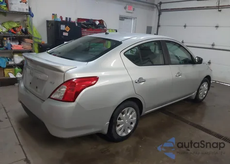 2017 Nissan Versa 1.6 Sv z USA, uszkodzony, nr VIN 3N1CN7AP1HL902337